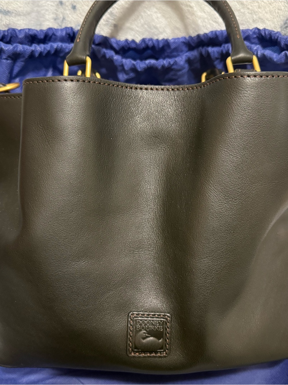Dooney & Bourke Florentine Brenna in black